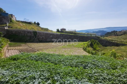 Terreno para Venda em Louredo