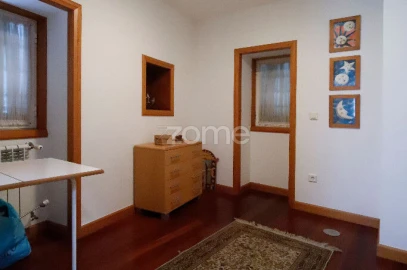 Quinta T5 para Venda em O. Azeméis, Riba-Ul, Ul, Macinhata Seixa, Madail