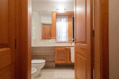 Quinta T5 para Venda em O. Azeméis, Riba-Ul, Ul, Macinhata Seixa, Madail