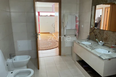 Moradia T4 para Venda em Ílhavo (São Salvador)