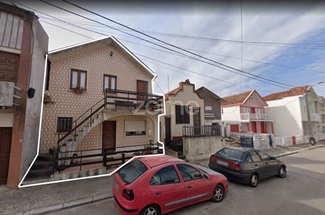 Moradia T4 para Venda em Gafanha da Encarnação Foto 1