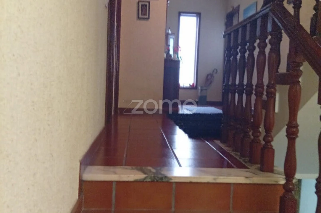 Moradia T4 para Venda em Oliveira do Bairro Foto 12