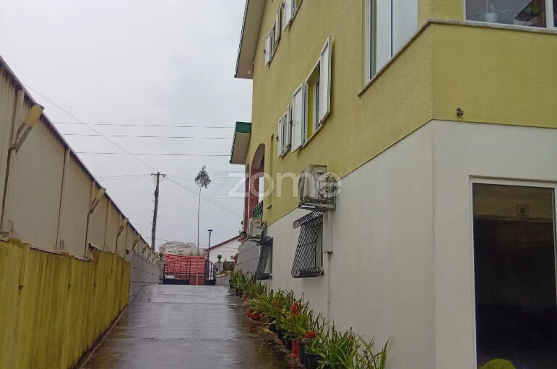 Moradia T4 para Venda em Oliveira do Bairro Foto 38