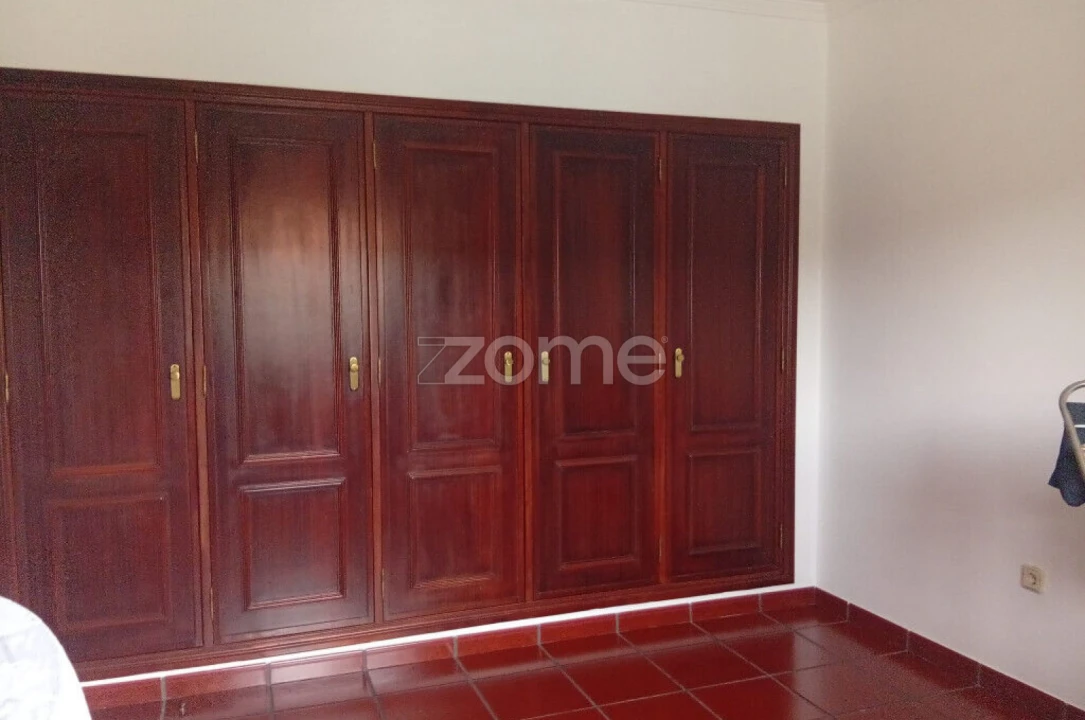 Moradia T4 para Venda em Oliveira do Bairro Foto 30