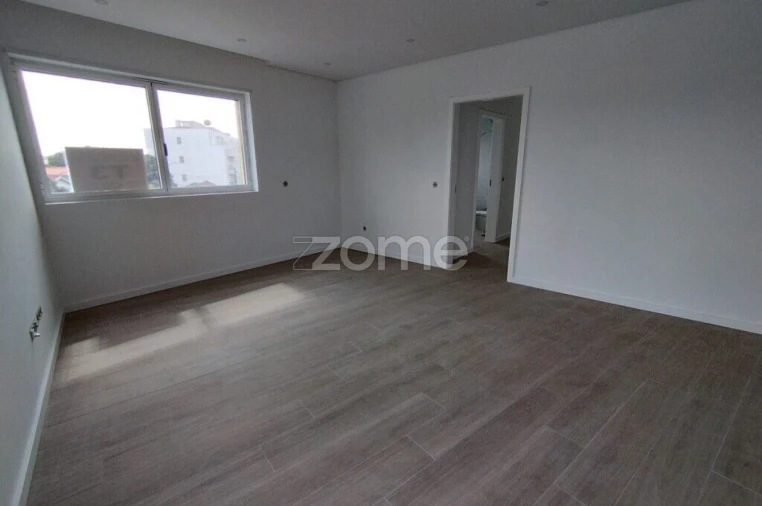 Apartamento T3 para Venda em Beduído e Veiros Foto 11
