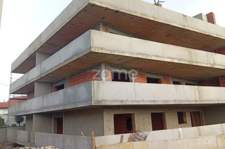 Apartamento T3 para Venda em O. Azeméis, Riba-Ul, Ul, Macinhata Seixa, Madail Foto 4