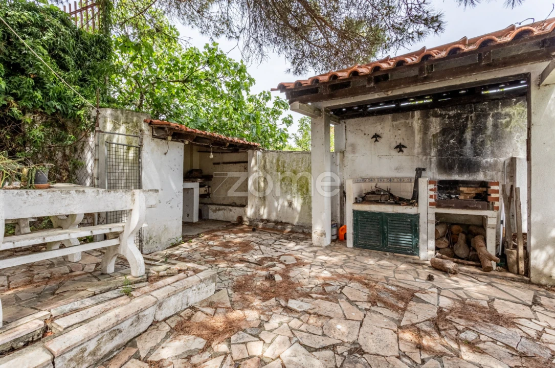 Moradia T4 para Venda em Loures Foto 6