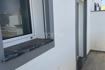 Moradia T4 para Venda em Vila Real de Santo Antonio