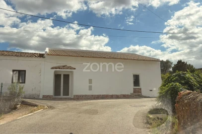 Moradia T4 para Venda em Alte