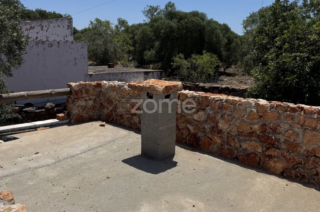 Moradia T4 para Venda em Alte Foto 37