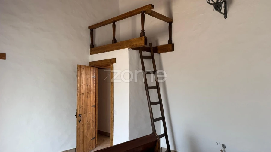 Moradia T4 para Venda em Alte