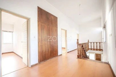 Moradia T7 para Venda em Santo Isidoro