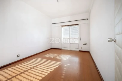 Moradia T7 para Venda em Santo Isidoro