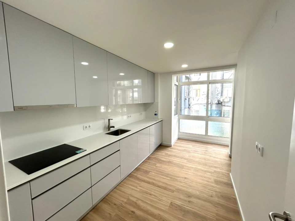 Apartamento T4 para Venda em Olivais Foto 1