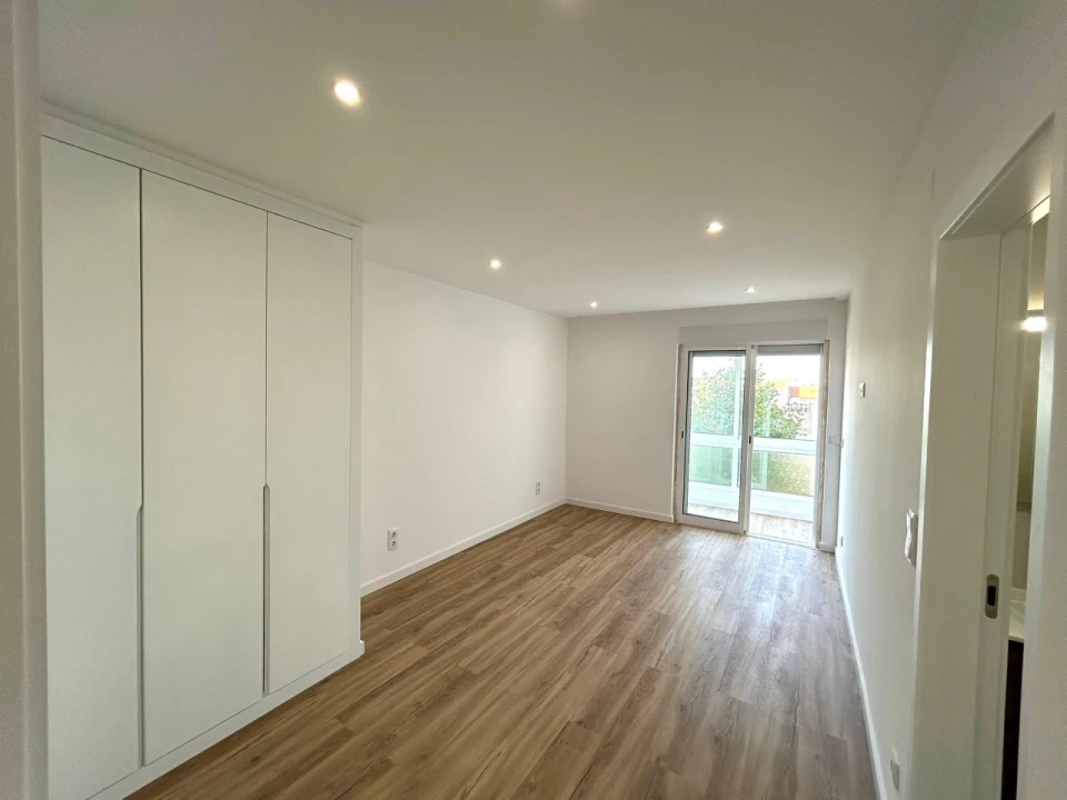 Apartamento T4 para Venda em Olivais Foto 14
