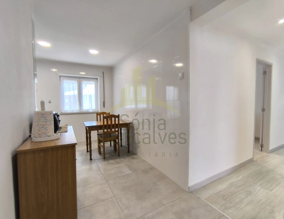 Apartamento T3 para Venda em Vila Praia de Ancora Foto 4