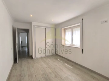 Apartamento T3 para Venda em Vila Praia de Ancora