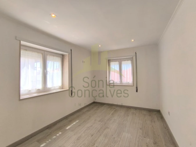 Apartamento T3 para Venda em Vila Praia de Ancora Foto 13