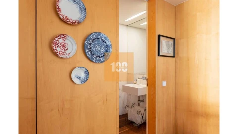 Apartamento T3 para Venda em Lordelo do Ouro e Massarelos