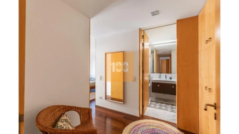Apartamento T3 para Venda em Lordelo do Ouro e Massarelos