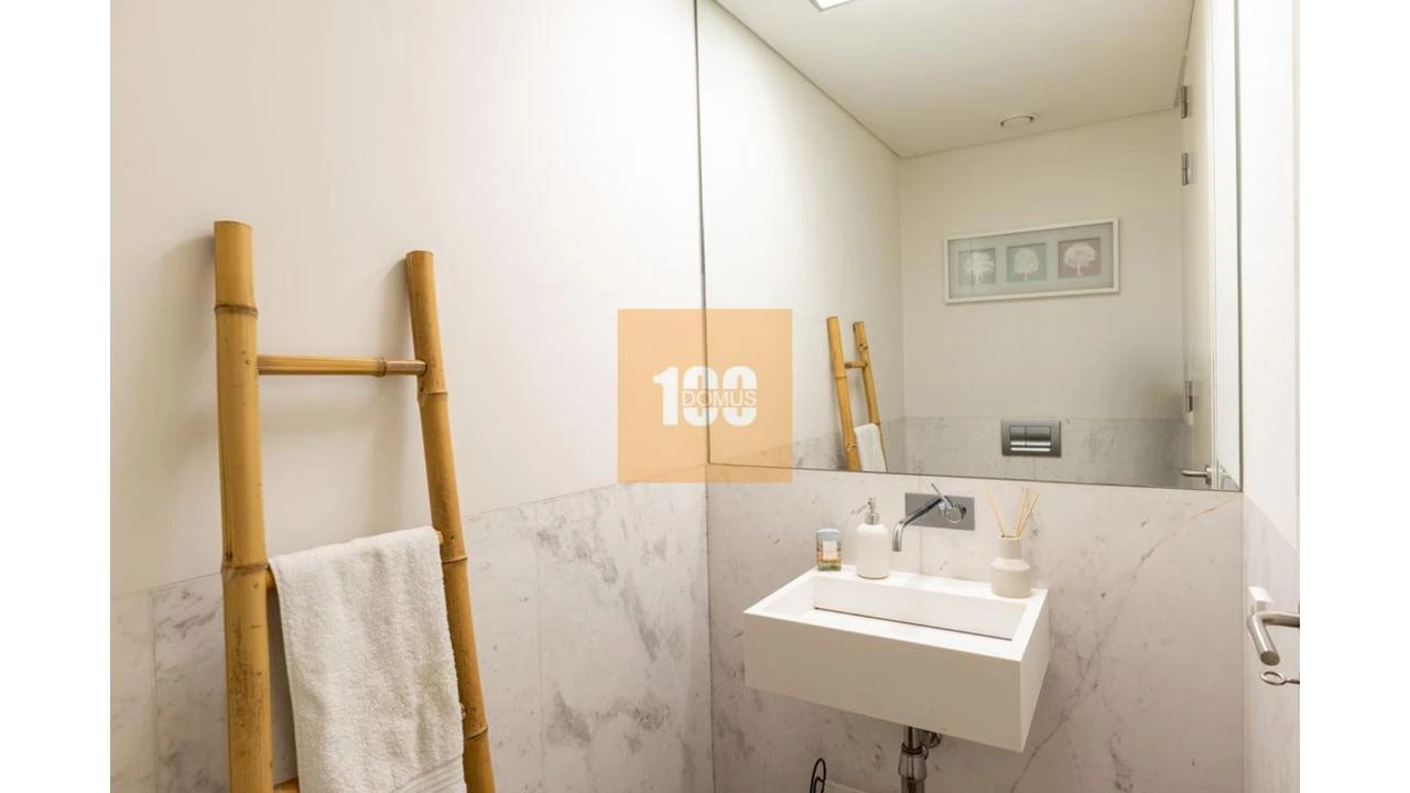 Apartamento T3 para Venda em Lordelo do Ouro e Massarelos Foto 10