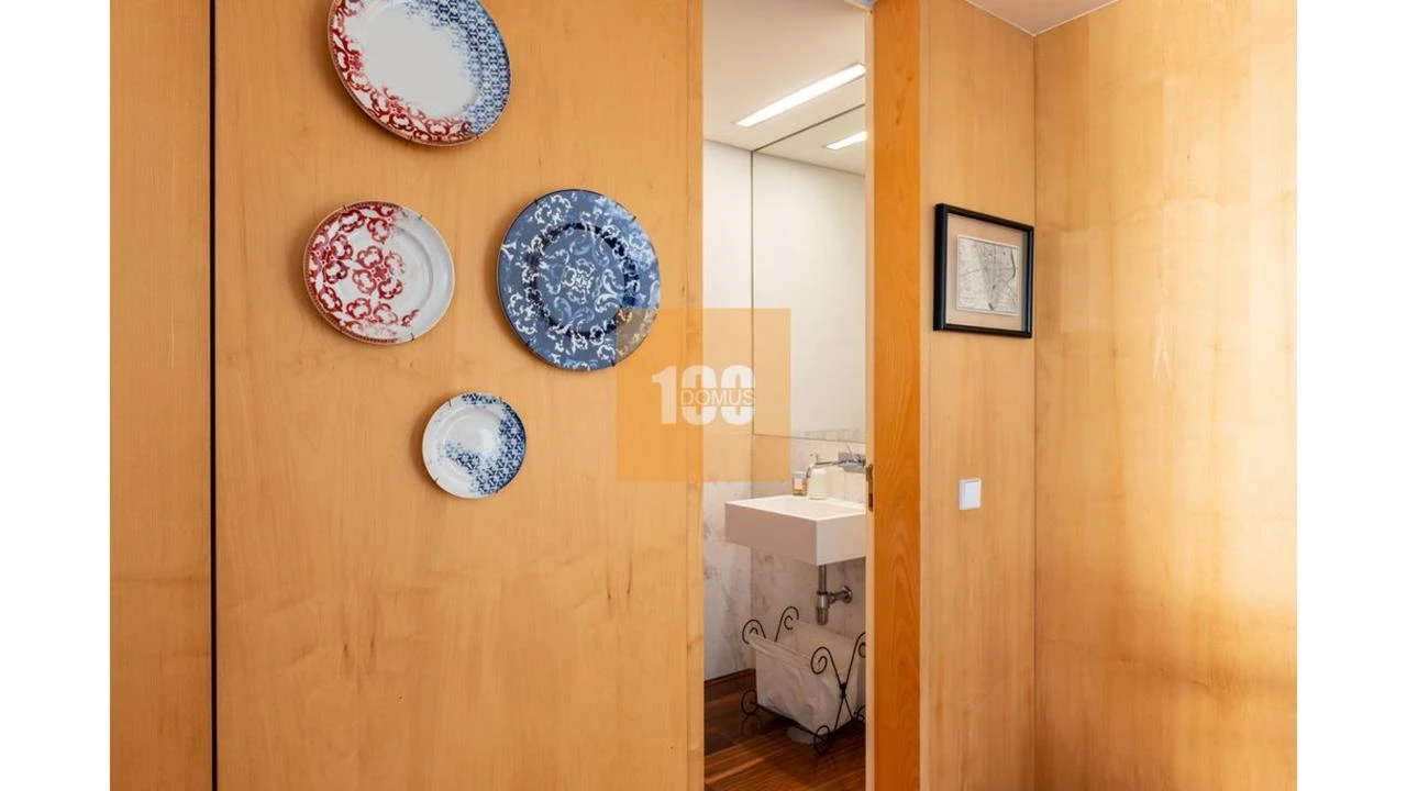 Apartamento T3 para Venda em Lordelo do Ouro e Massarelos Foto 11