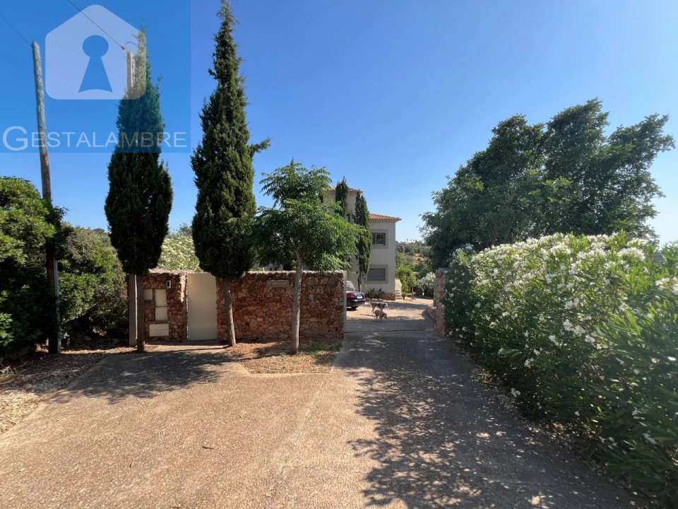Moradia T5 para Venda em Albufeira e Olhos de Água Foto 11