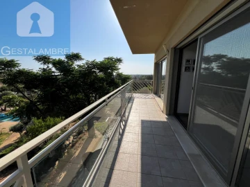 Moradia T5 para Venda em Albufeira e Olhos de Água