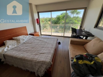 Moradia T5 para Venda em Albufeira e Olhos de Água