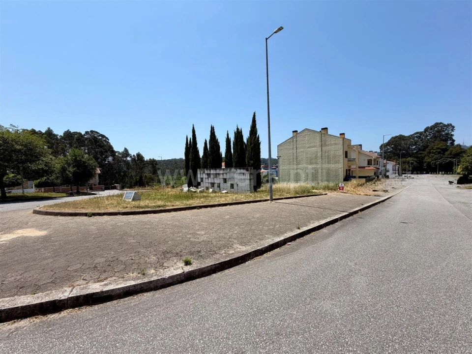 Terreno para Venda em Avintes Foto 8