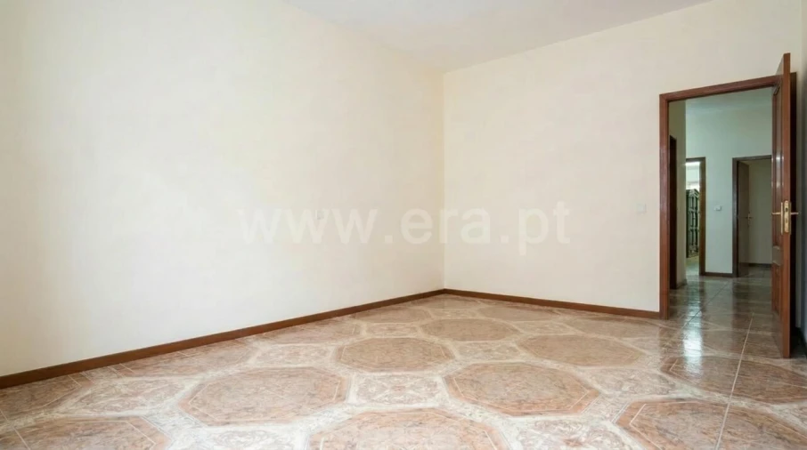 Moradia T2 para Venda em Penafiel Foto 7