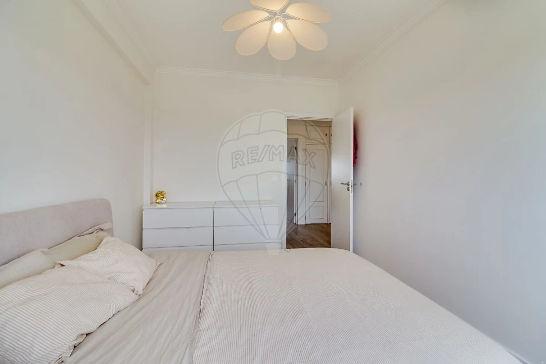 Apartamento T2 para Venda em Seixal, Arrentela e Aldeia de Paio Pires Foto 1