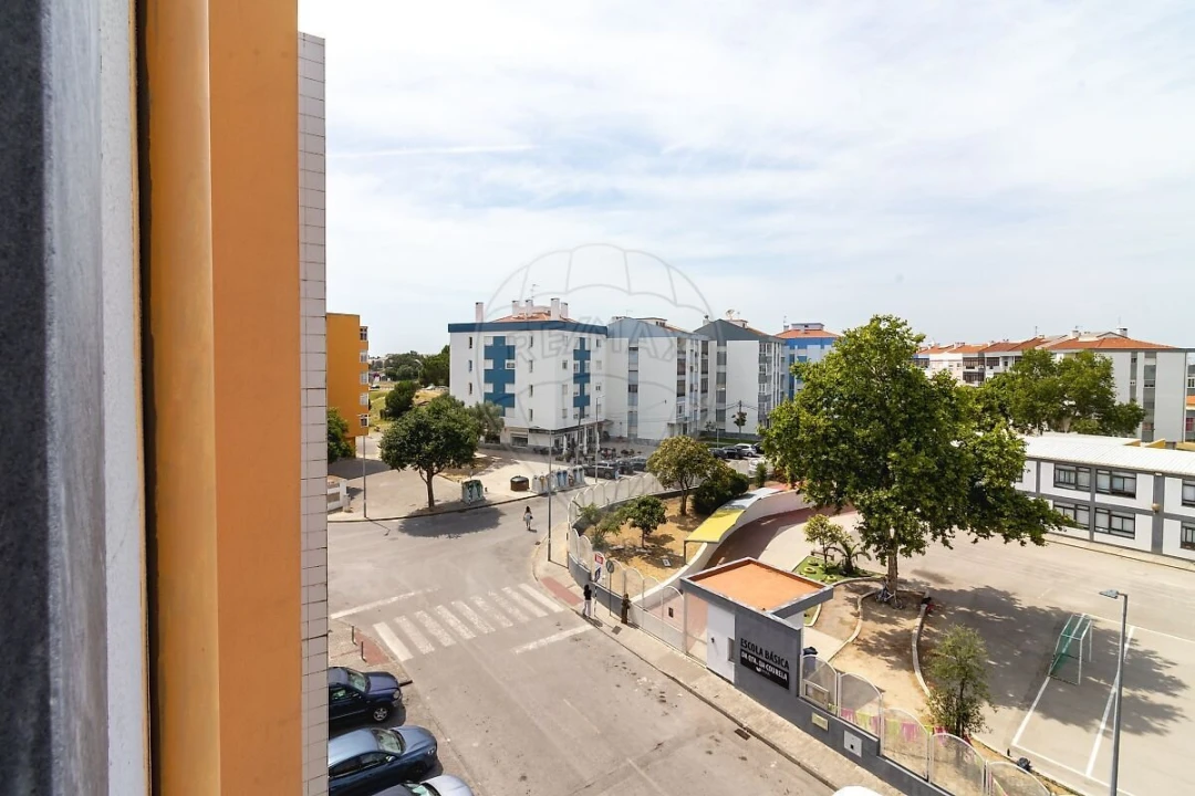 Apartamento T2 para Venda em Seixal, Arrentela e Aldeia de Paio Pires Foto 12