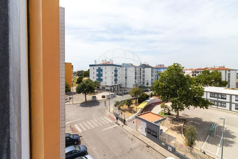 Apartamento T2 para Venda em Seixal, Arrentela e Aldeia de Paio Pires Foto 12