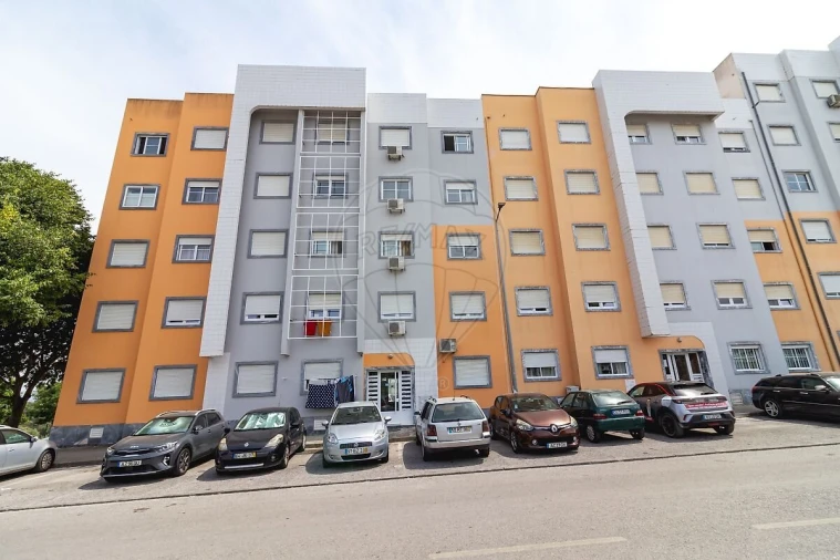 Apartamento T2 para Venda em Seixal, Arrentela e Aldeia de Paio Pires Foto 5