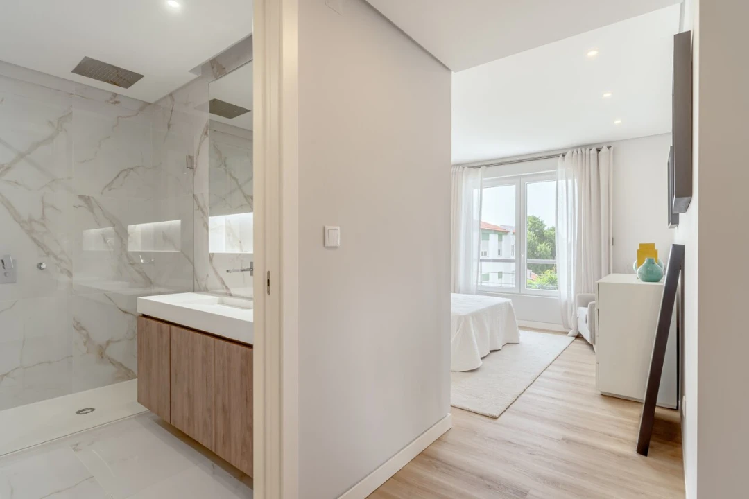 Apartamento T3 para Venda em Carcavelos e Parede Foto 17
