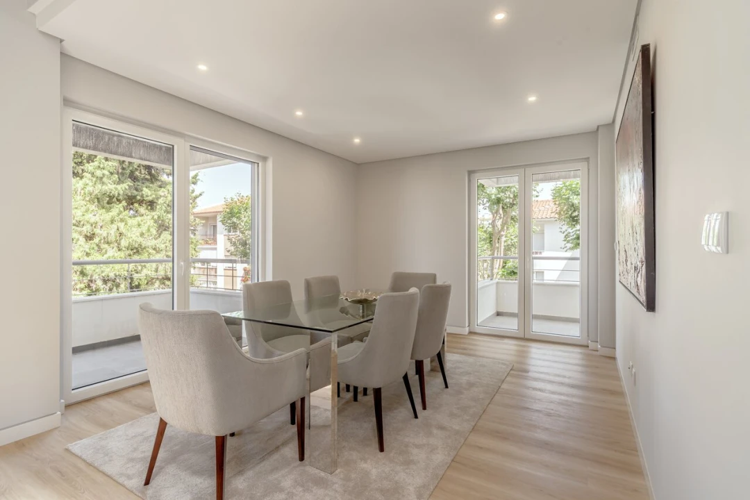 Apartamento T3 para Venda em Carcavelos e Parede Foto 7