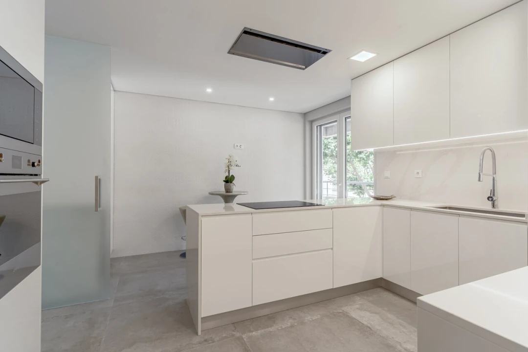 Apartamento T3 para Venda em Carcavelos e Parede Foto 9