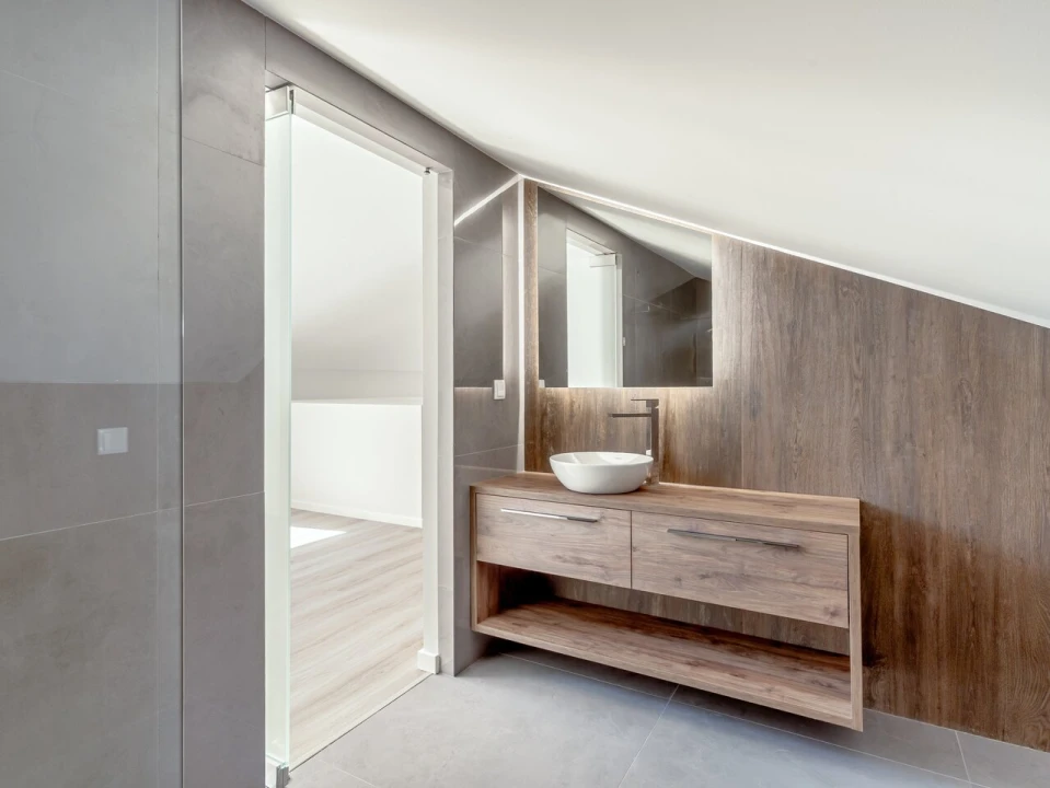 Apartamento T3 para Venda em Carcavelos e Parede Foto 28