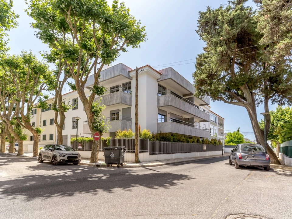 Apartamento T3 para Venda em Carcavelos e Parede Foto 5
