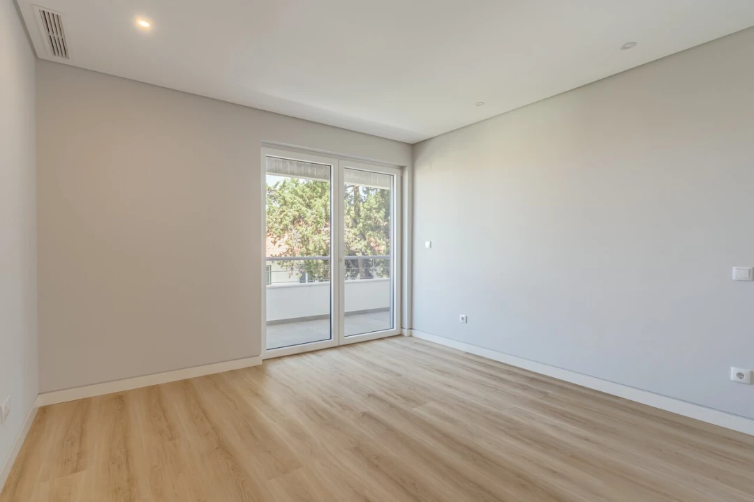 Apartamento T3 para Venda em Carcavelos e Parede Foto 18