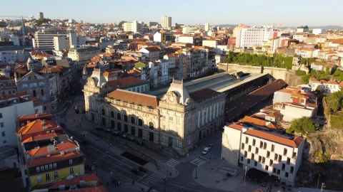 Moradia T7 para Venda em Cedofeita, Santo Ildefonso, Sé, Miragaia, São Nicolau e Vitória