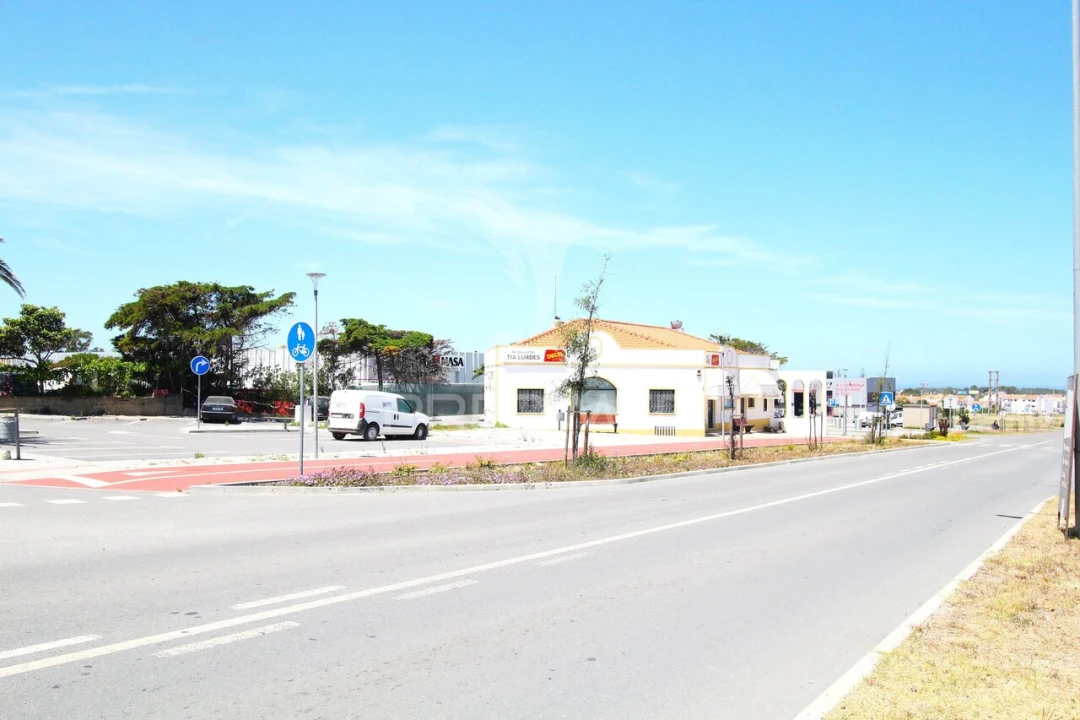 Loja para Venda em Sines Foto 3