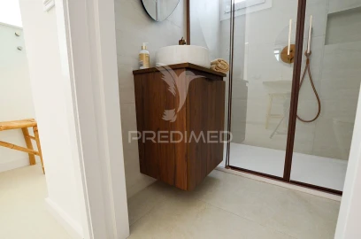 Moradia T3 para Venda em Quarteira