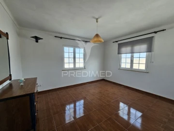 Moradia T4 para Venda em São Marcos da Ataboeira