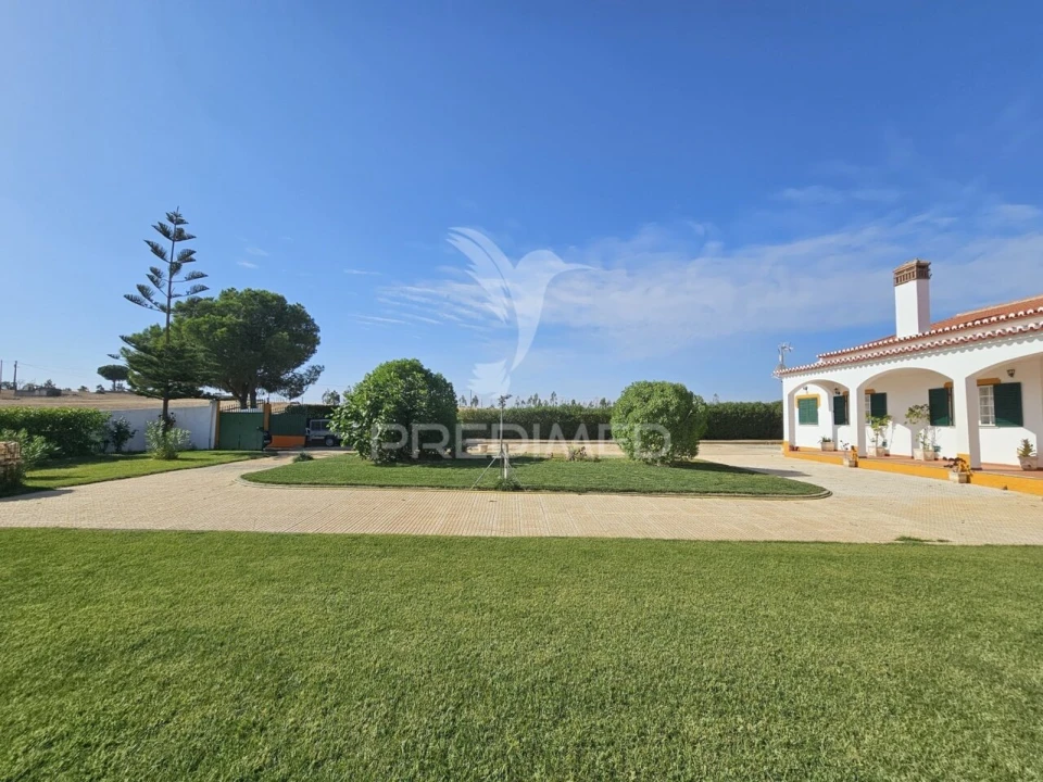 Moradia T4 para Venda em São Marcos da Ataboeira Foto 4