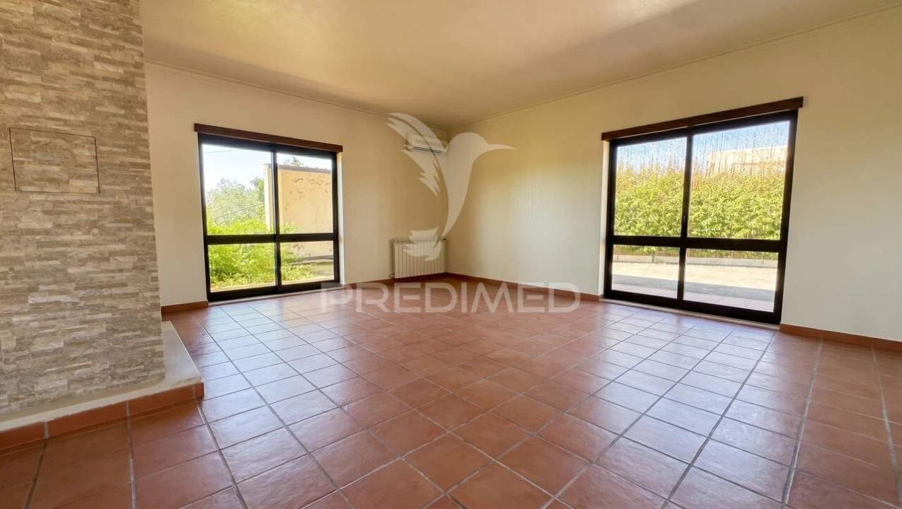 Moradia T5 para Venda em Meirinhas Foto 19
