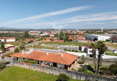 Moradia T5 para Venda em Meirinhas