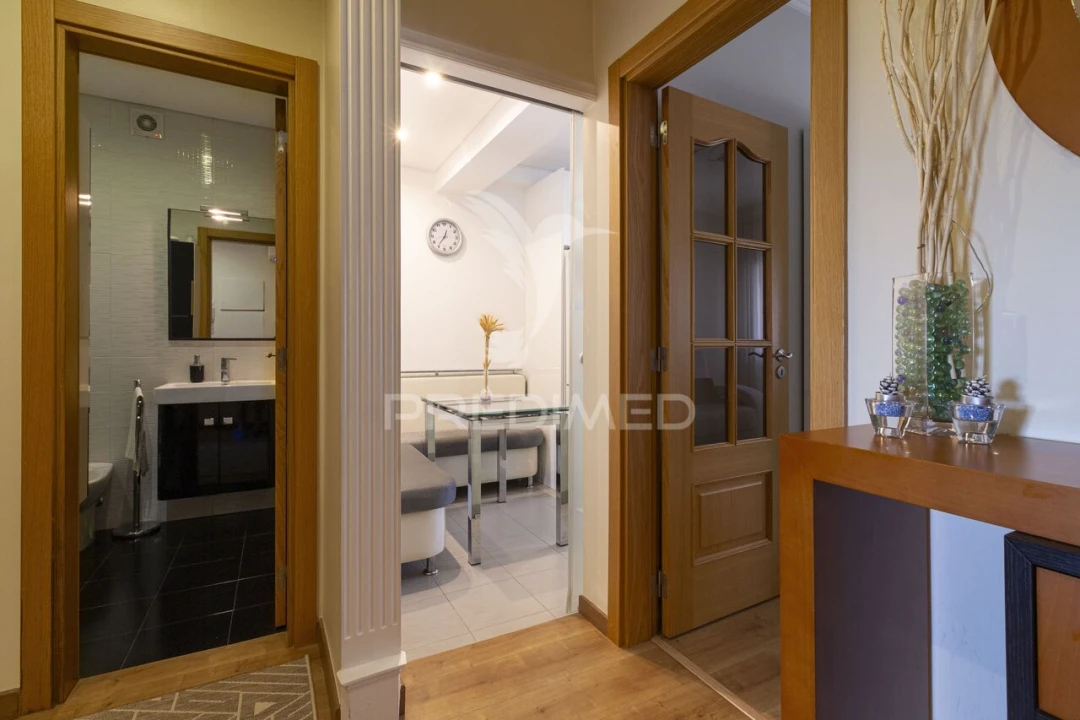 Apartamento T3 para Venda em Almada, Cova da Piedade, Pragal e Cacilhas Foto 23