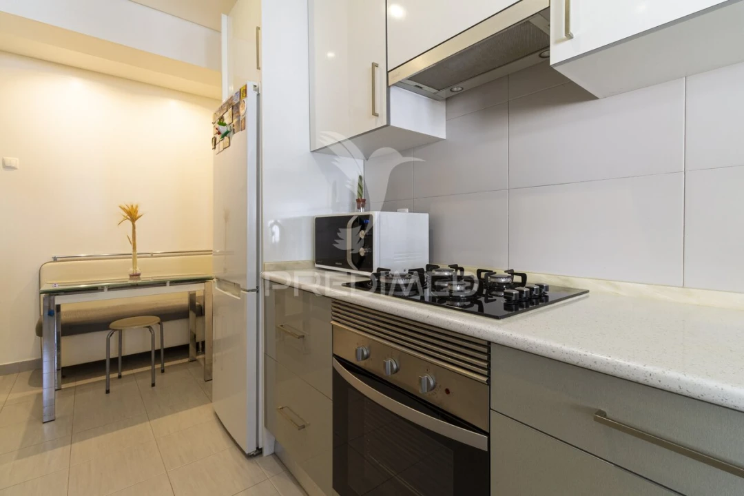 Apartamento T3 para Venda em Almada, Cova da Piedade, Pragal e Cacilhas Foto 28